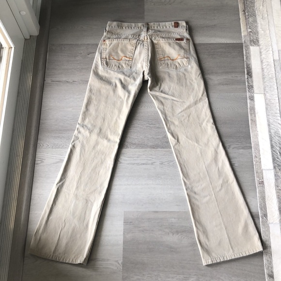 Jeans - Picture 2 of 4